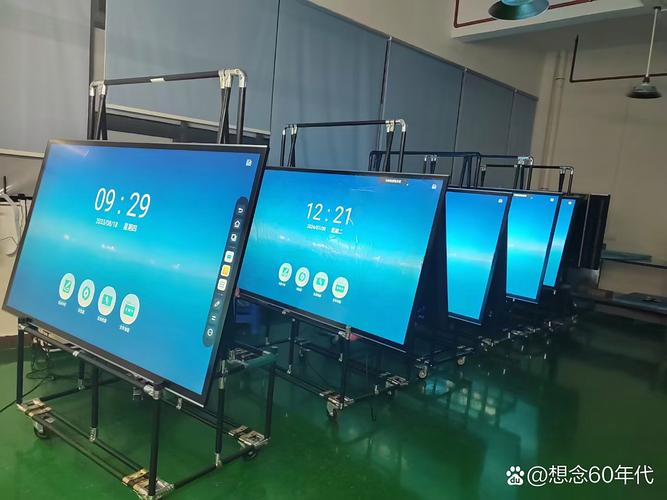從會(huì)議到教學(xué) 廣告機(jī)式白板如何重塑智能顯示邊界